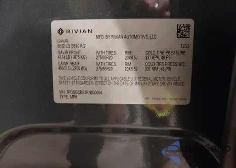 2024 Rivian R1S Adventure Dual Motor Max Pack/Adventure Dual Motor Perf Max Pack z USA, uszkodzony, nr VIN 7PDSGCBA3RN030064